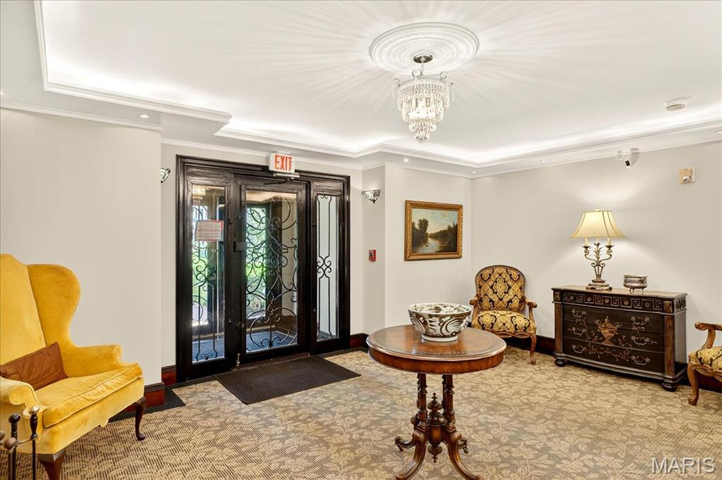 St Louis, Missouri 63108, United States, 2 Bedrooms Bedrooms, ,2 BathroomsBathrooms,Residential,Active,196012