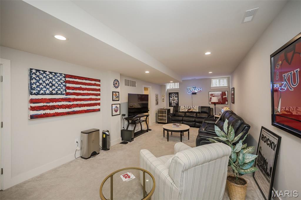 Section 31-45-5 Bdy Adj Aka 906/908 N - Residential