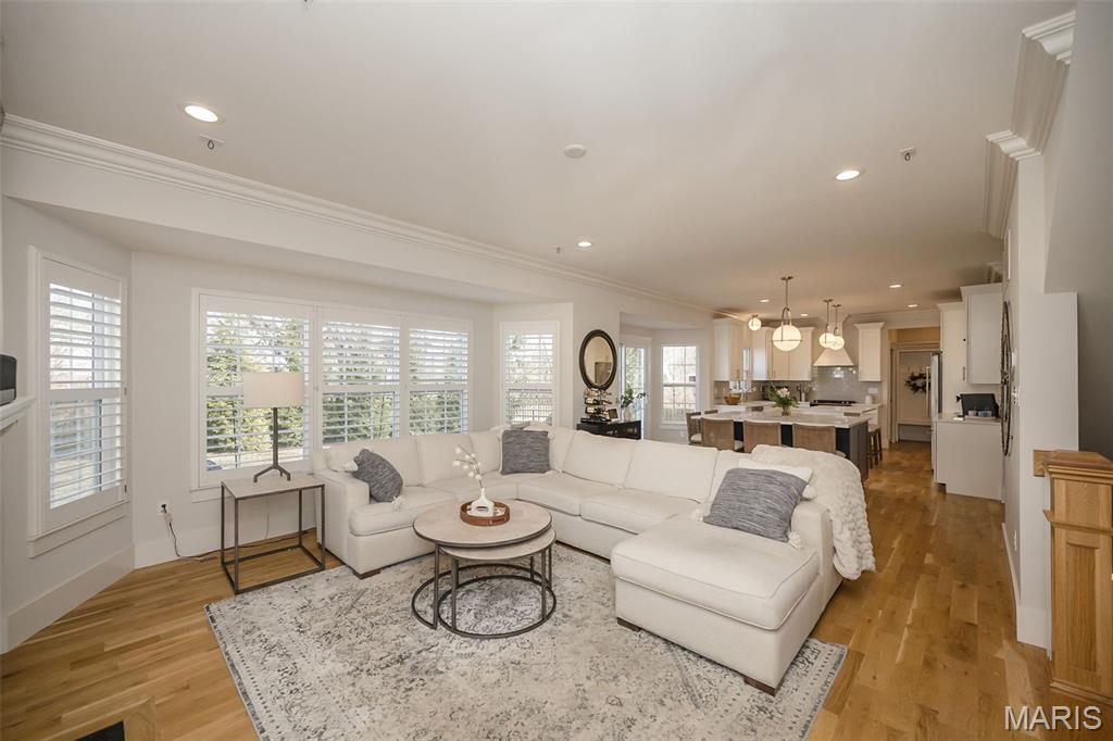 Section 31-45-5 Bdy Adj Aka 906/908 N - Residential