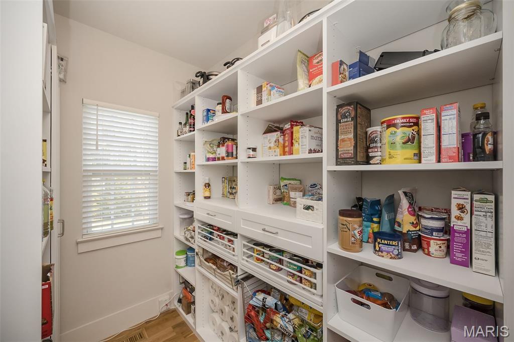 Section 31-45-5 Bdy Adj Aka 906/908 N - Residential