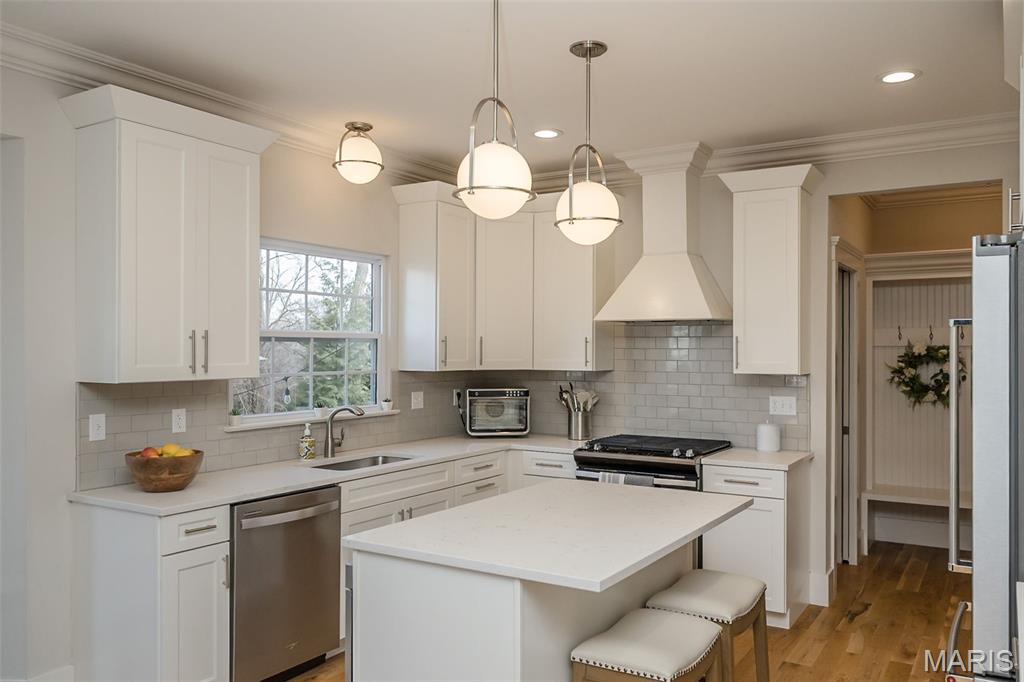 Section 31-45-5 Bdy Adj Aka 906/908 N - Residential