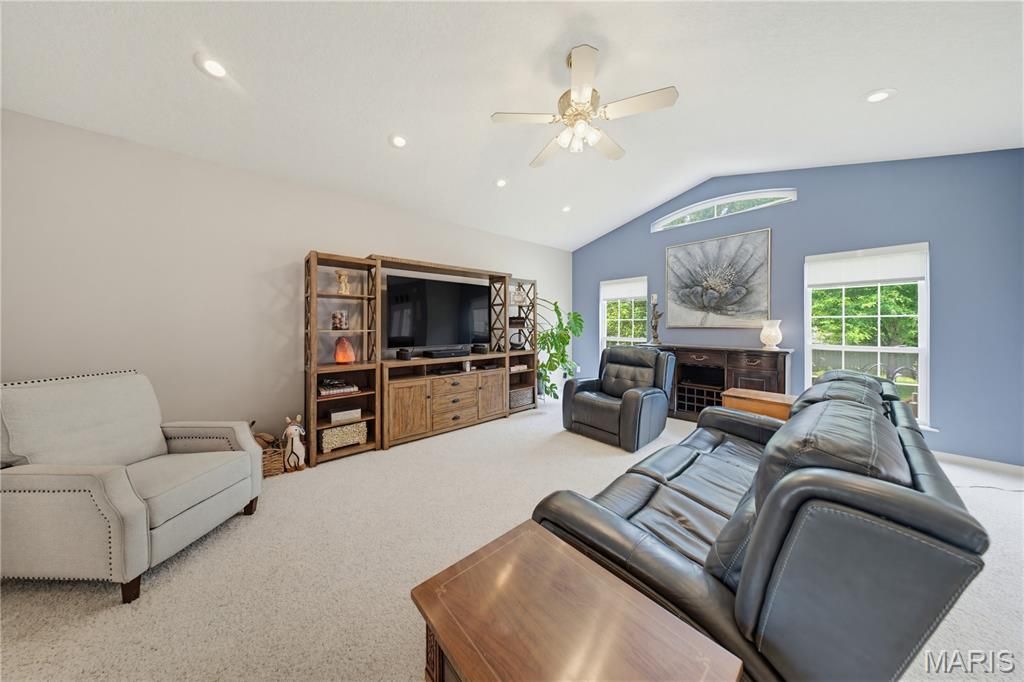 Photo of 2802 Virginia Lane, Poplar Bluff, MO 63901 (MLS # 26028560)
