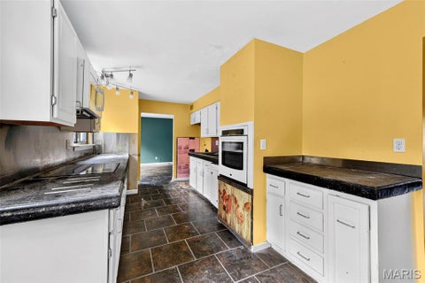 Tiny photo for 451 Wildwood Parkway, Ballwin, MO 63011 (MLS # 26069184)