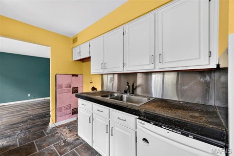 Tiny photo for 451 Wildwood Parkway, Ballwin, MO 63011 (MLS # 26069184)