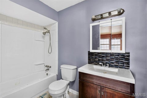 Tiny photo for 451 Wildwood Parkway, Ballwin, MO 63011 (MLS # 26069184)