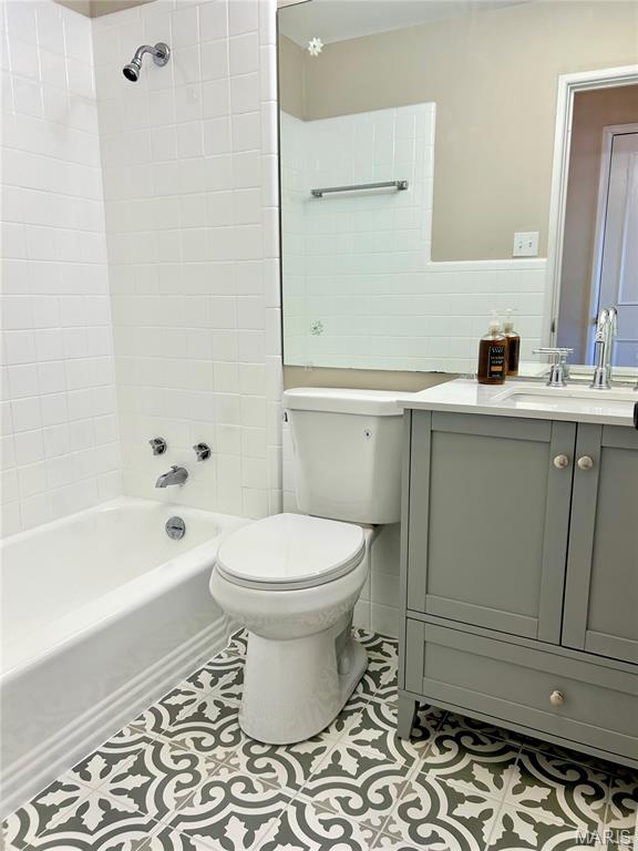 Pebble Hill 6 - Residential