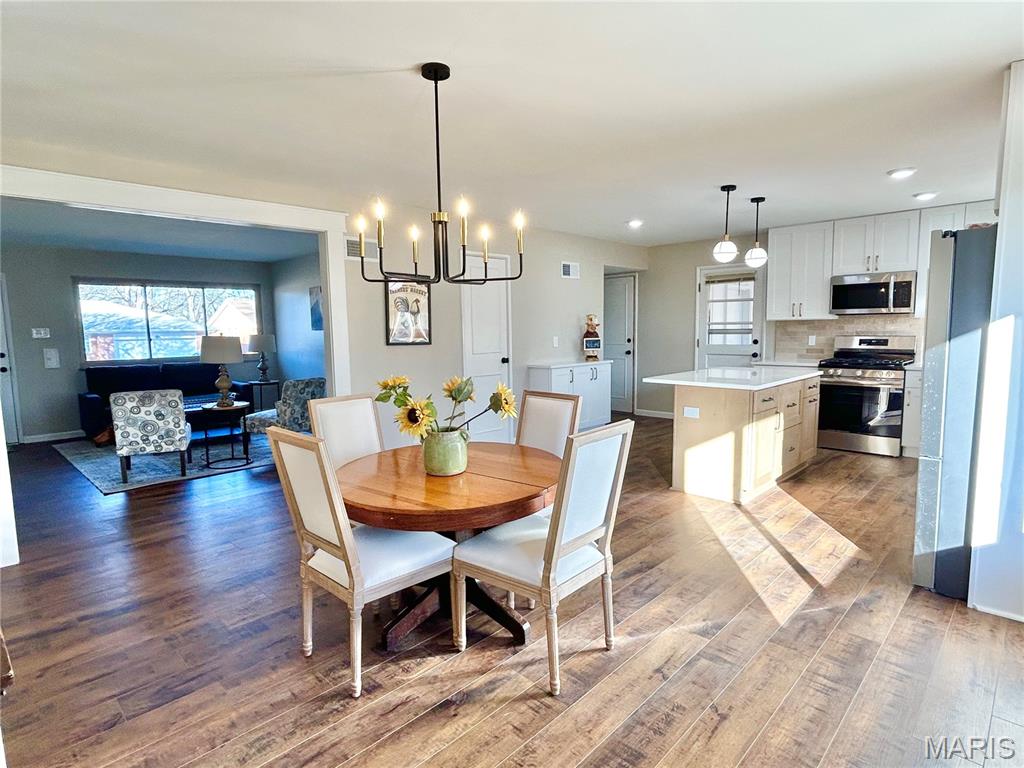 Pebble Hill 6 - Residential