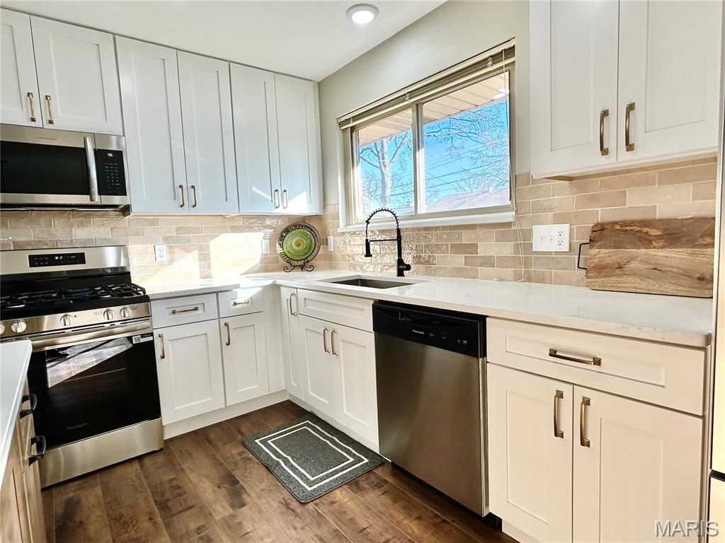 Pebble Hill 6 - Residential