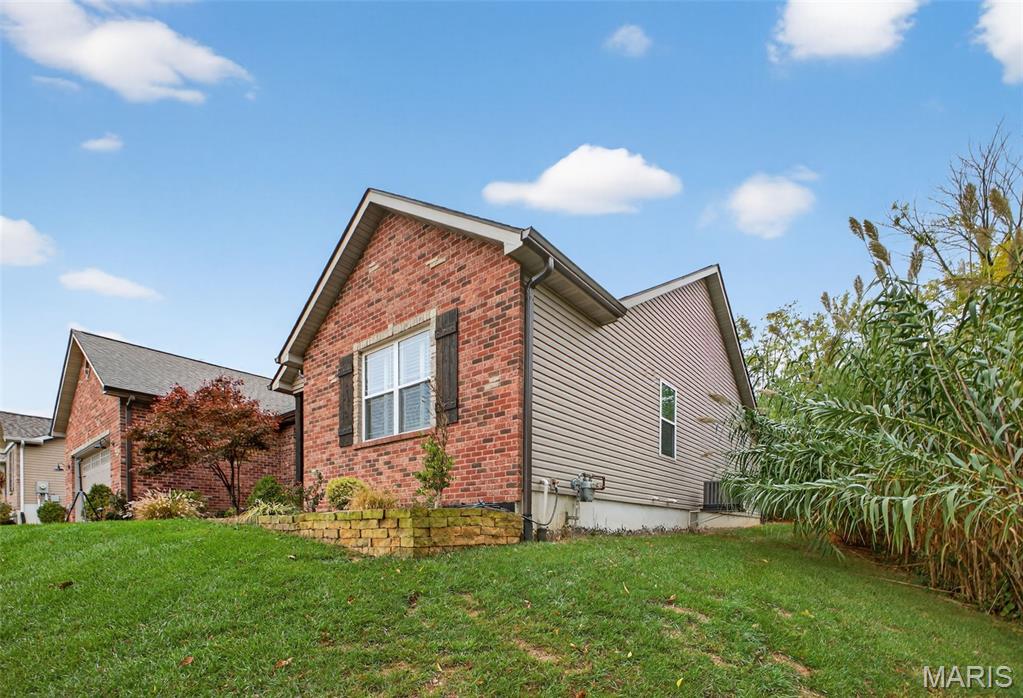 2334 Lakeshore Drive