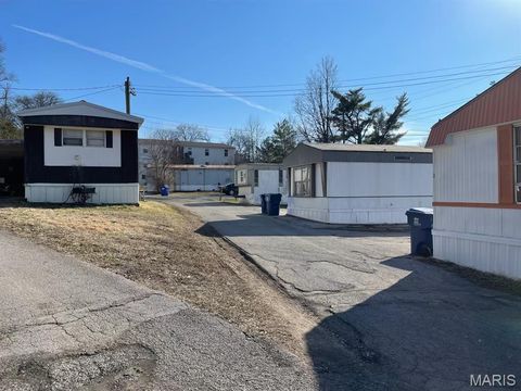 Tiny photo for 530 Hall Street, Troy, MO 63379 (MLS # 26002555)