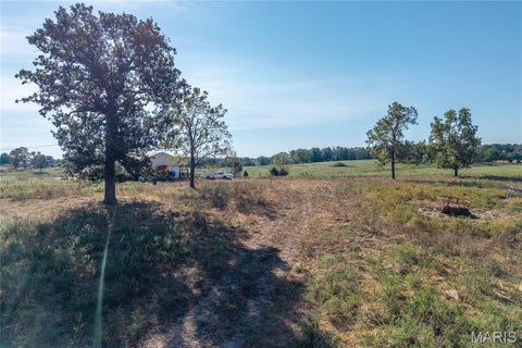 Tiny photo for 2 Equestrian Road, Lebanon, MO 65536 (MLS # 26068824)
