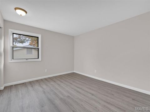 Tiny photo for 828 Windmill Drive, Ballwin, MO 63011 (MLS # 25075250)