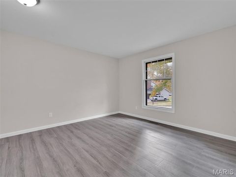 Tiny photo for 828 Windmill Drive, Ballwin, MO 63011 (MLS # 25075250)