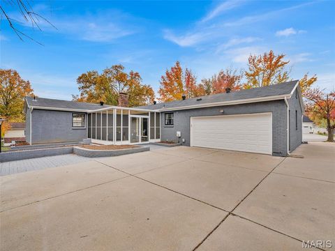 Tiny photo for 828 Windmill Drive, Ballwin, MO 63011 (MLS # 25075250)