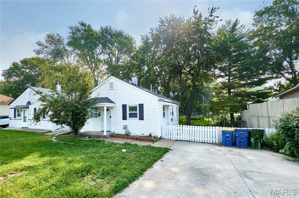 Village Of St Ann - Residential Lease