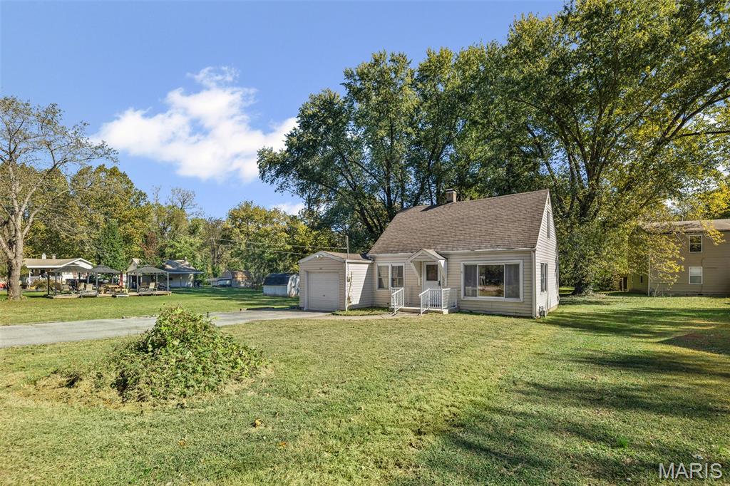 Caseyville, Illinois 62232, United States, 2 Bedrooms Bedrooms, ,1 BathroomBathrooms,Residential,Active,231109