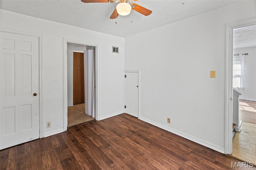 Caseyville, Illinois 62232, United States, 2 Bedrooms Bedrooms, ,1 BathroomBathrooms,Residential,Active,231109