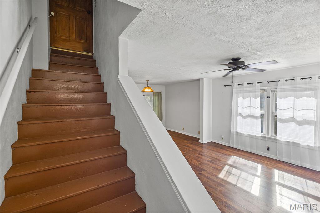 Caseyville, Illinois 62232, United States, 2 Bedrooms Bedrooms, ,1 BathroomBathrooms,Residential,Active,231109