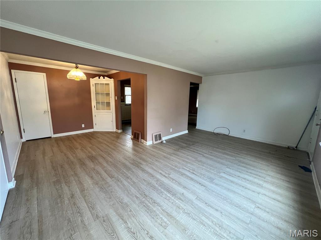 Bissell Hills 6 - Residential Lease