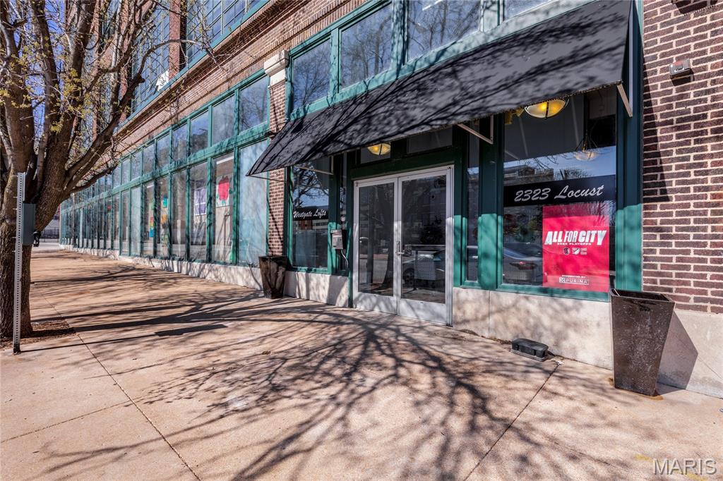 2323 Locust Street 411