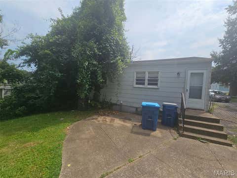 Tiny photo for 7415 Castro Drive, St Louis, MO 63135 (MLS # 26052072)