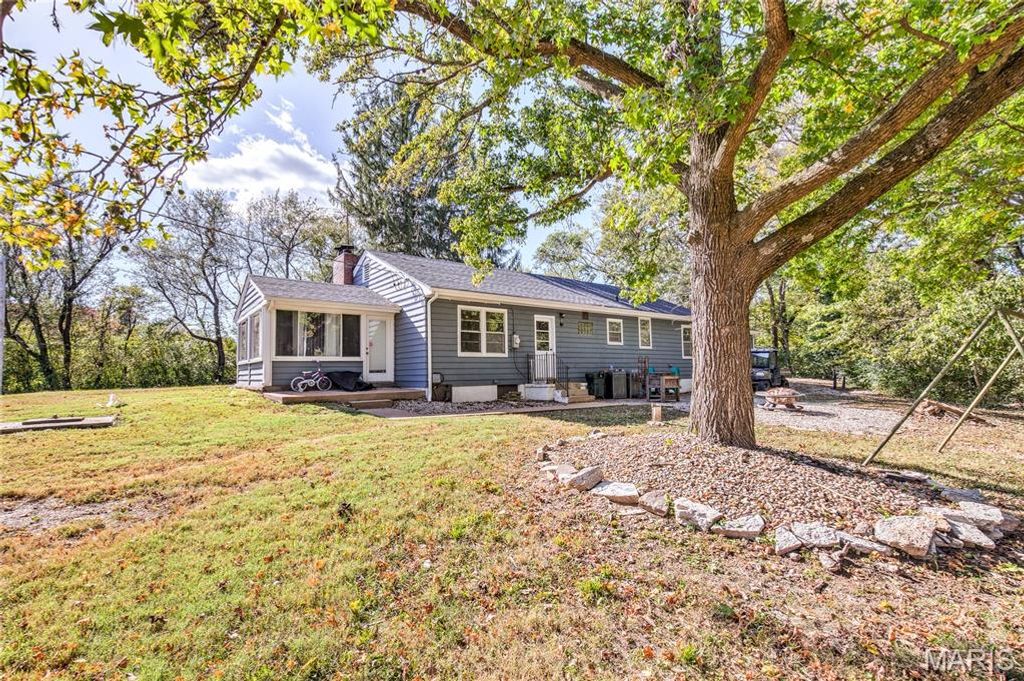 Photo of 16460 Old Jamestown Road, Florissant, MO 63034 (MLS # 25072794)