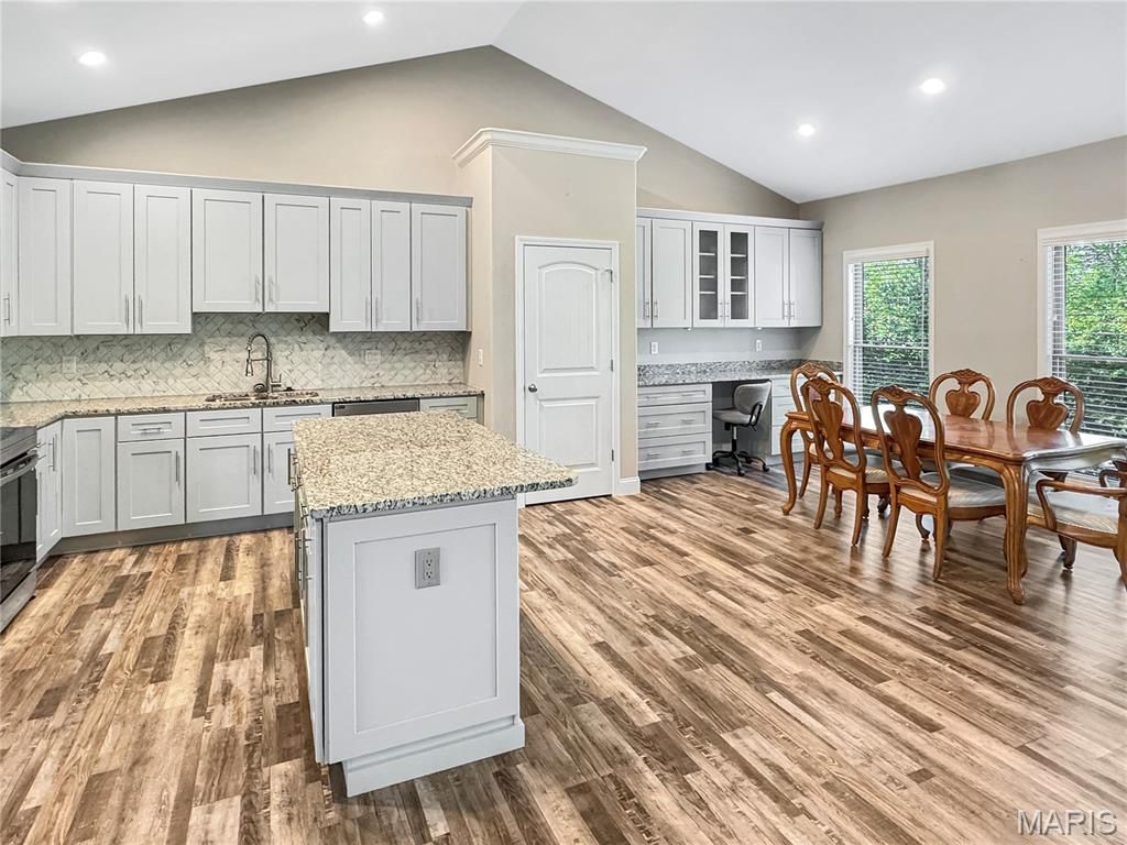 Photo of 821 Destiny Drive, Villa Ridge, MO 63089 (MLS # 26023167)