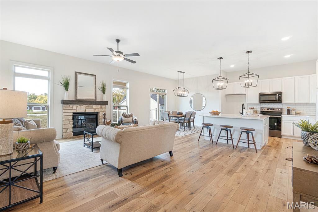 96 Fiddlers Close 96 STB