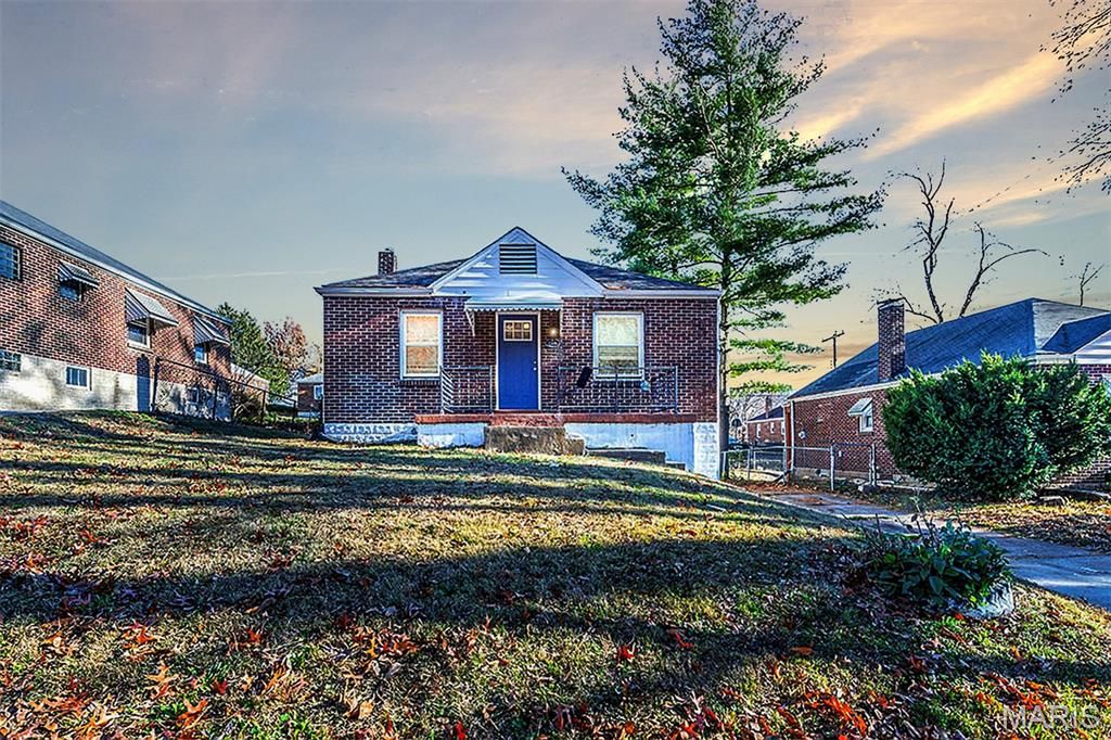 Photo of 5306 Fletcher Street, Jennings, MO 63136 (MLS # 25079182)