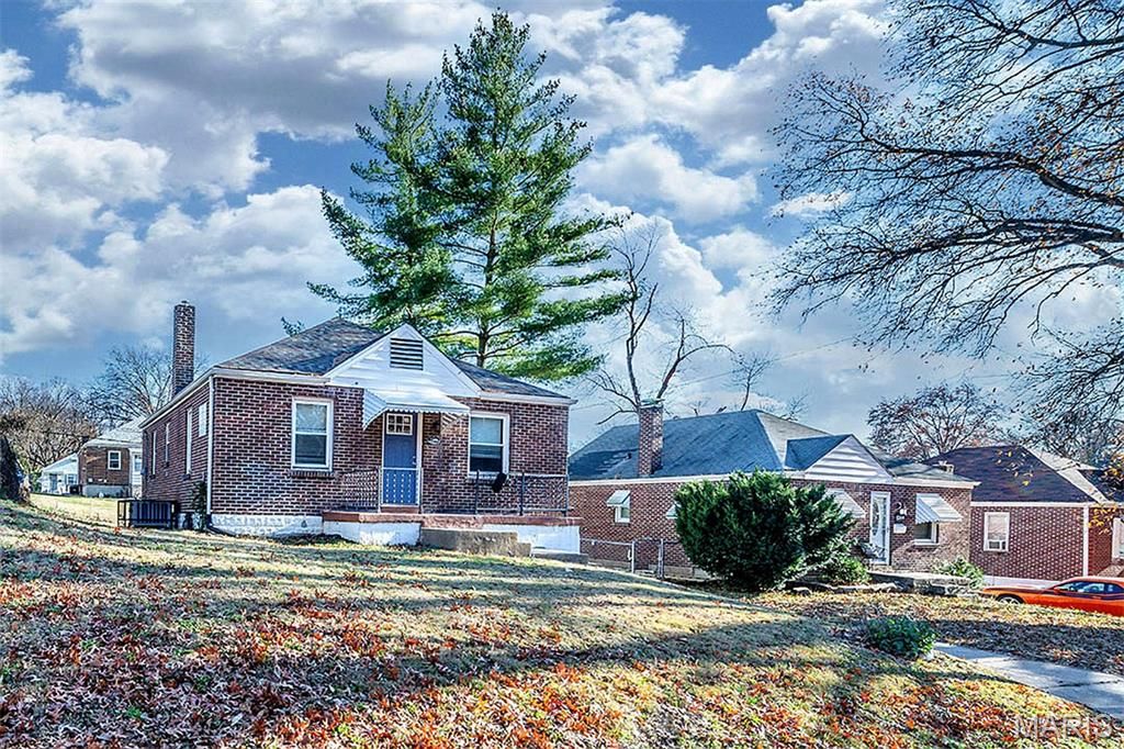 Photo of 5306 Fletcher Street, Jennings, MO 63136 (MLS # 25079182)