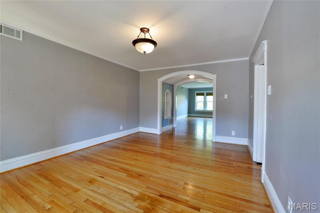 6318 South Rosebury Condo - Residential Lease