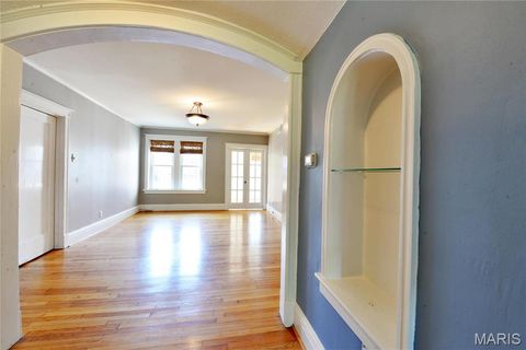 Tiny photo for 6318 S Rosebury Avenue #B, St Louis, MO 63105 (MLS # 26031182)