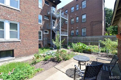 Tiny photo for 6318 S Rosebury Avenue #B, St Louis, MO 63105 (MLS # 26031182)