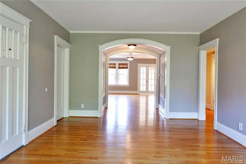 Tiny photo for 6318 S Rosebury Avenue #B, St Louis, MO 63105 (MLS # 26031182)