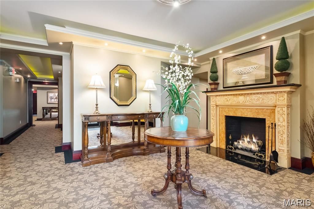 Photo of 4540 Lindell Boulevard #106, St Louis, MO 63108 (MLS # 25072474)