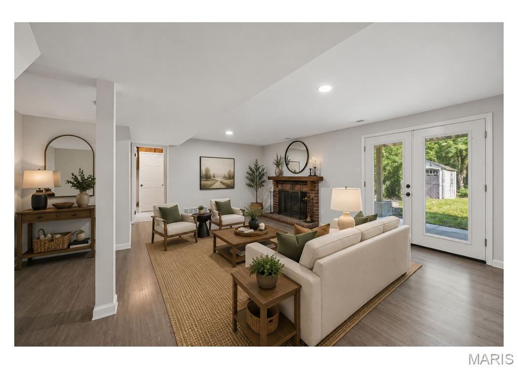 Trailwoods Six - Residential