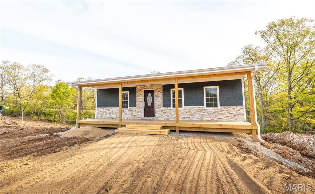 Photo of 16719 Holland Drive, St Robert, MO 65584 (MLS # 26022508)