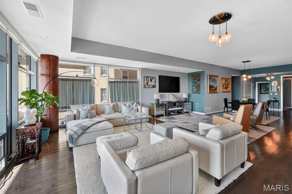 4545 Lindell - Residential