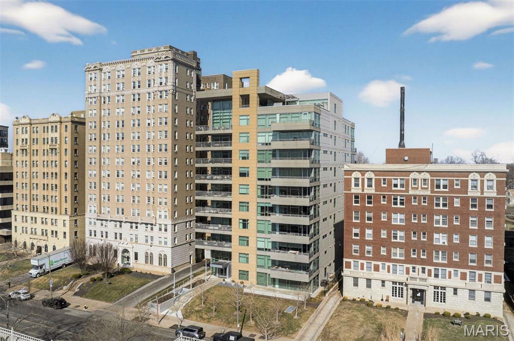 4545 Lindell - Residential