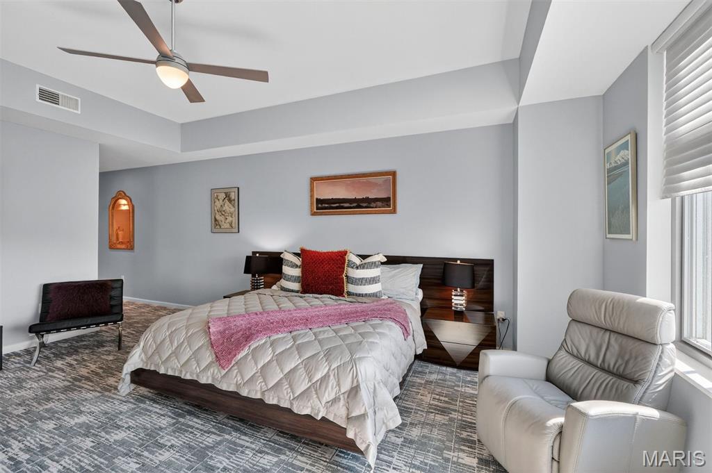 4545 Lindell - Residential