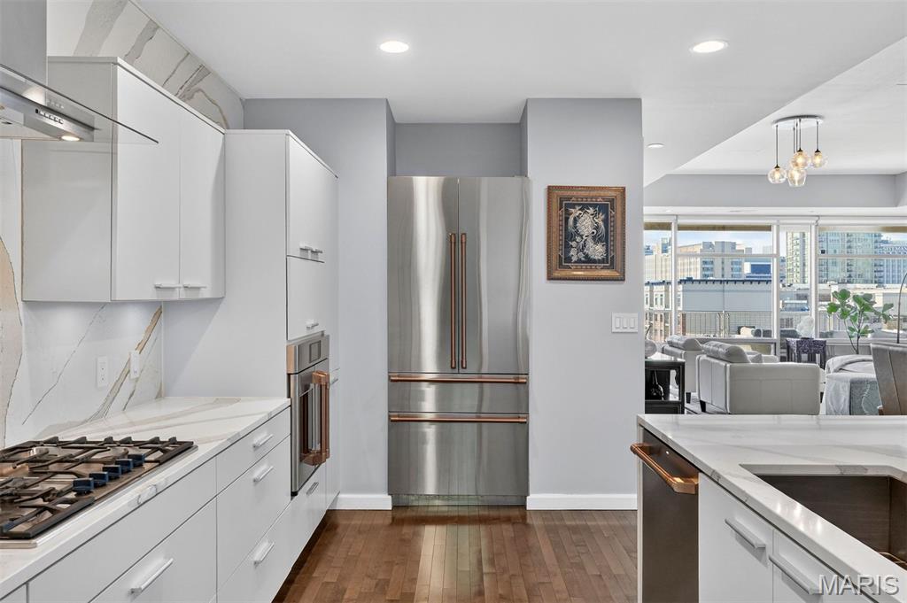 4545 Lindell - Residential