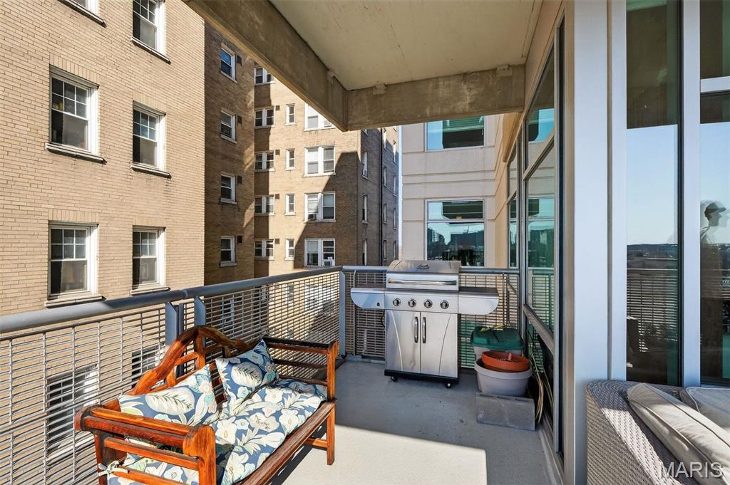 4545 Lindell - Residential