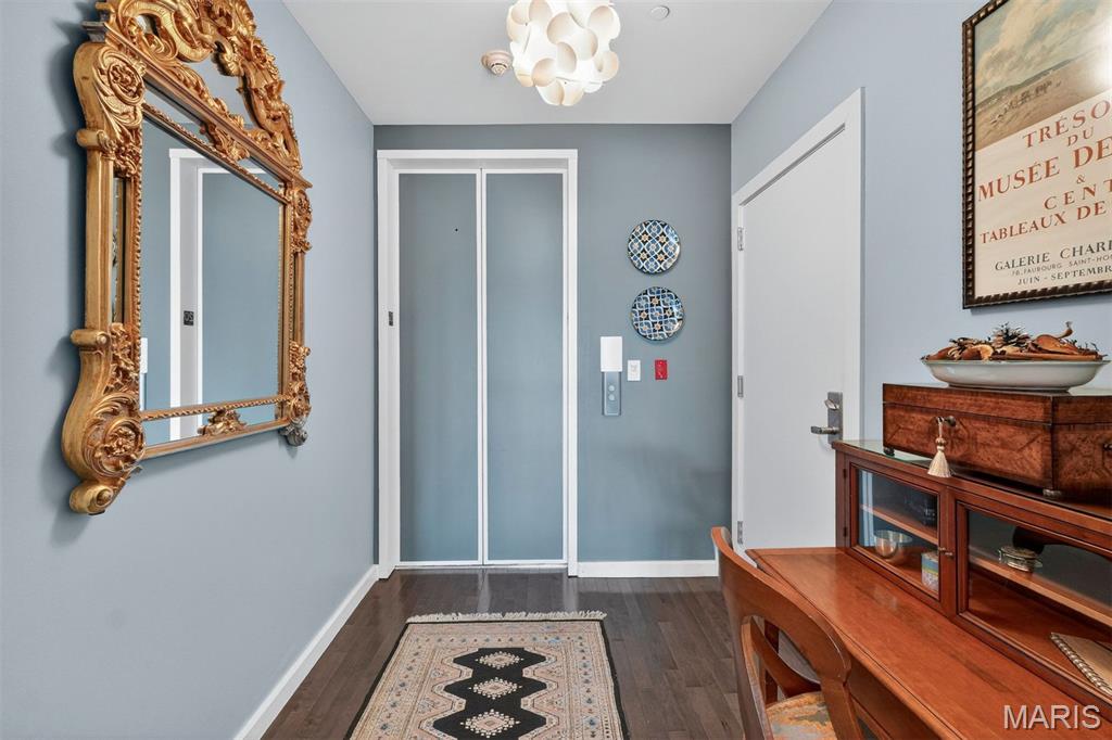 4545 Lindell - Residential