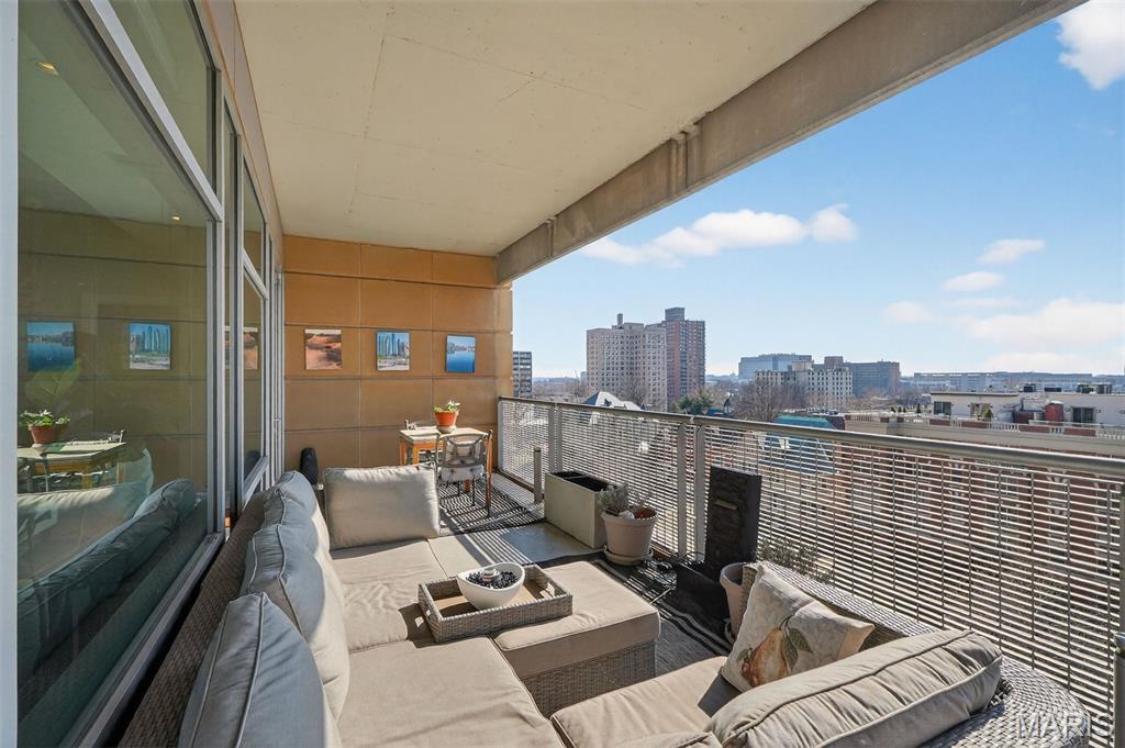 4545 Lindell - Residential