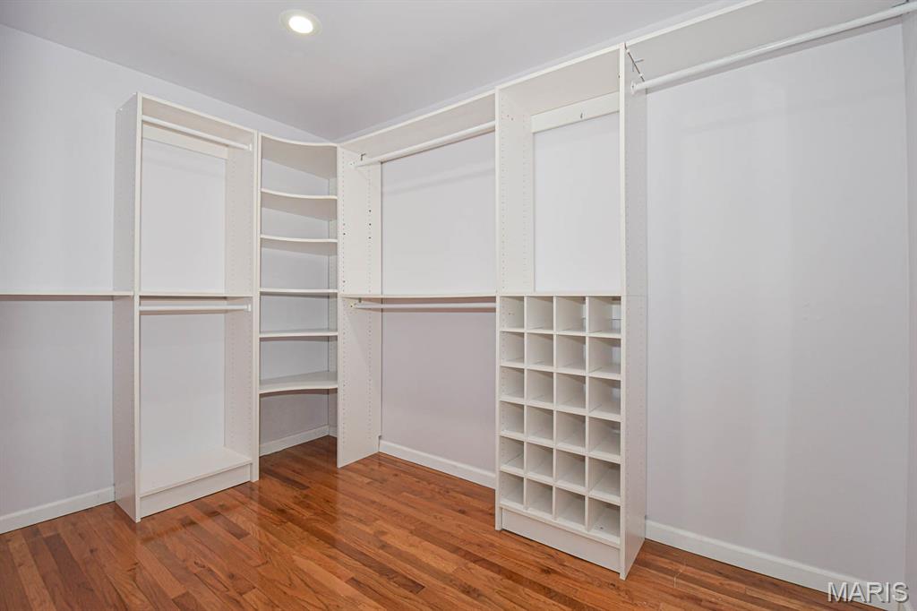 Wir-Don Meadows - Residential Lease