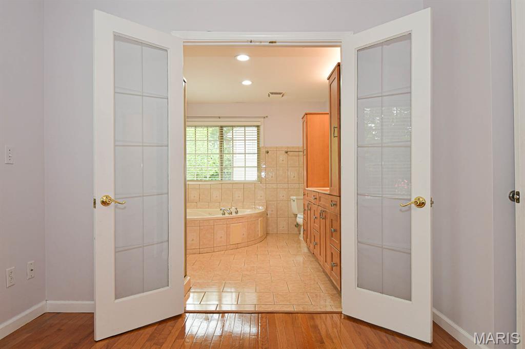 Wir-Don Meadows - Residential Lease