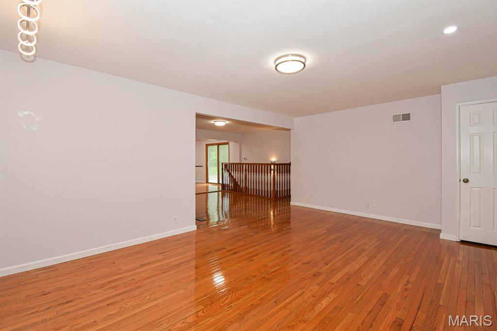 Wir-Don Meadows - Residential Lease
