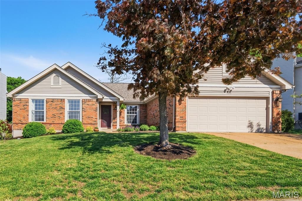 Photo of 1415 Westbrooke Meadows Lane, Ballwin, MO 63021 (MLS # 26021564)