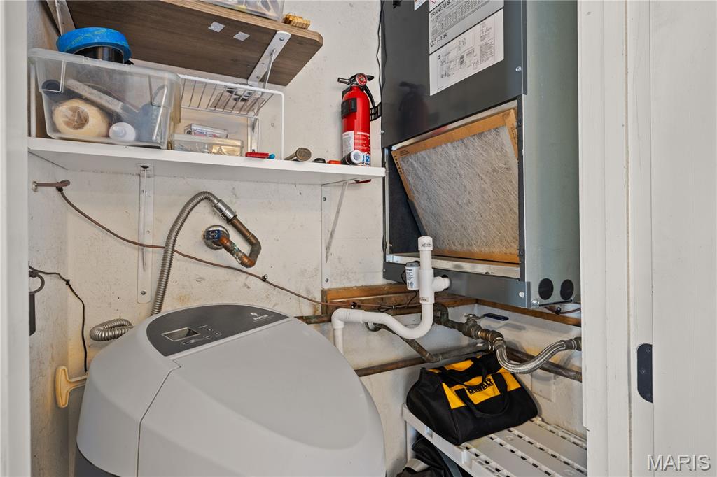 Shores/Camelot Condo Bldg 2 - Residential