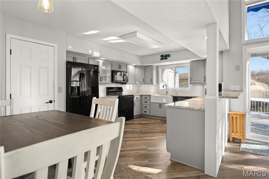 Shores/Camelot Condo Bldg 2 - Residential